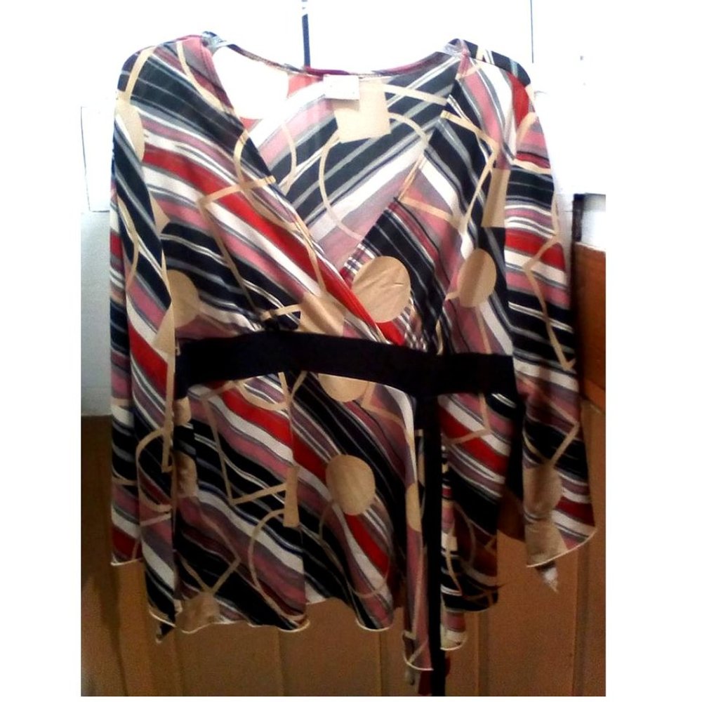 Vintage Retro Pattern Geometric Belt Strap Shirt
